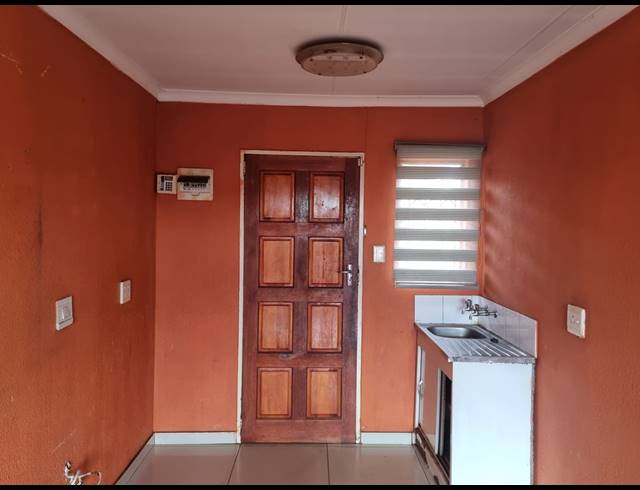 2 BEDROOM HOUSE FOR SALE IN EVATON WEST